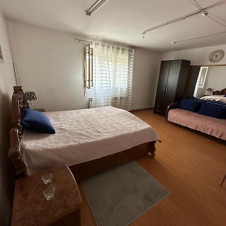 Ćuprija Day & Night Apartment מראה חיצוני תמונה