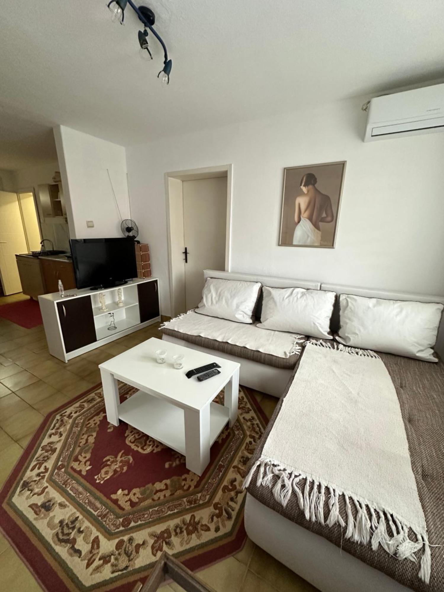 Ćuprija Day & Night Apartment מראה חיצוני תמונה